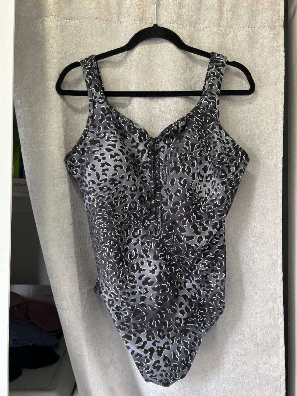 Miraclesuit 16 leopard print nwot
